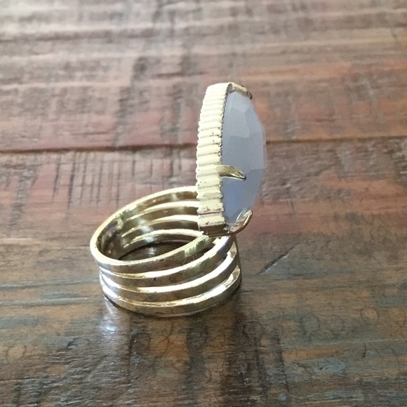 Kendra Scott Chelsea Cocktail Ring - Picture 3 of 7